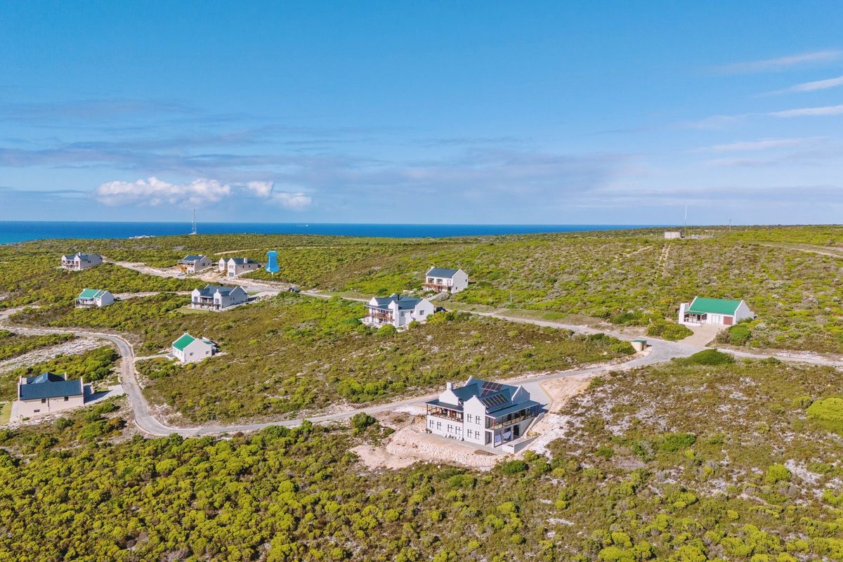 Discover Your Paradise in the L'Agulhas Nature Reserve! - Photo 4