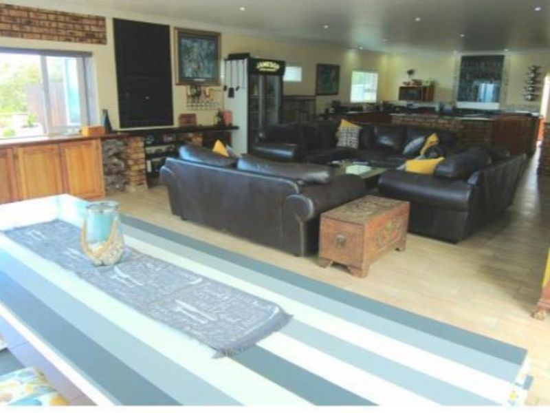 Exclusive Winterstrand Beachfront Palace | A Rare Coastal Masterpiece - Photo 9