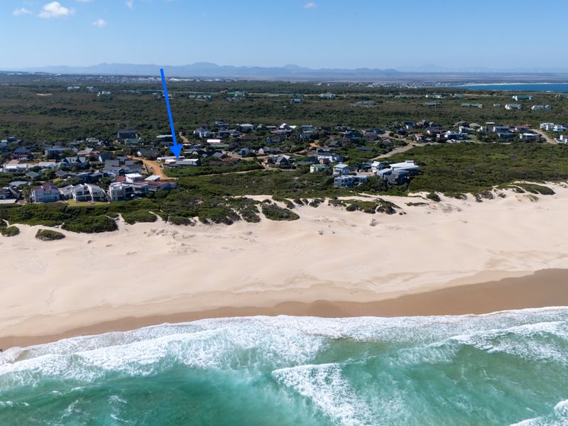 A Rare Coastal Sanctuary Just Steps from the Sea of Cape St Francis - Photo 10