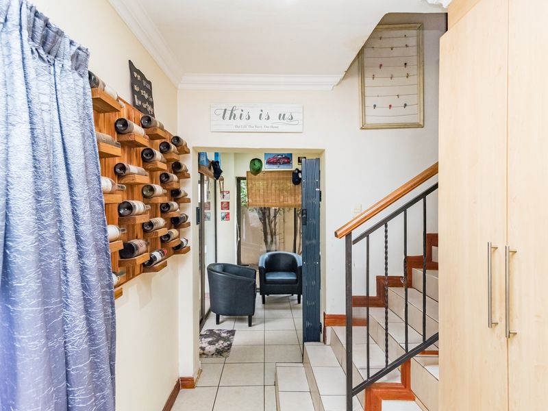 Contemporary Elegance in Theoschea Estate, Chancliff Ridge - Photo 9