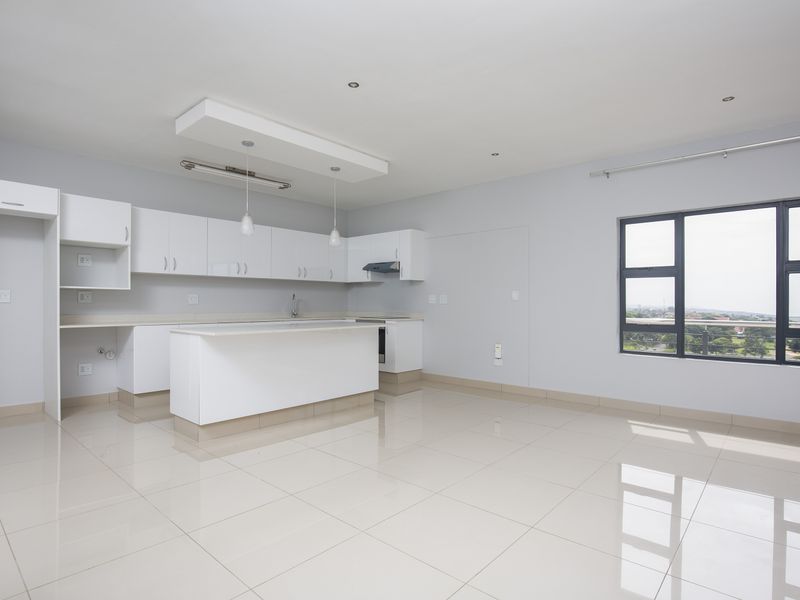 Modern 3 Bedroom Apartment With Sea Views in Umhlanga Ridge - Photo 2
