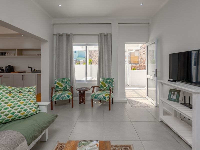 Modern Coastal Home with Income-Generating Flatlet - Photo 7