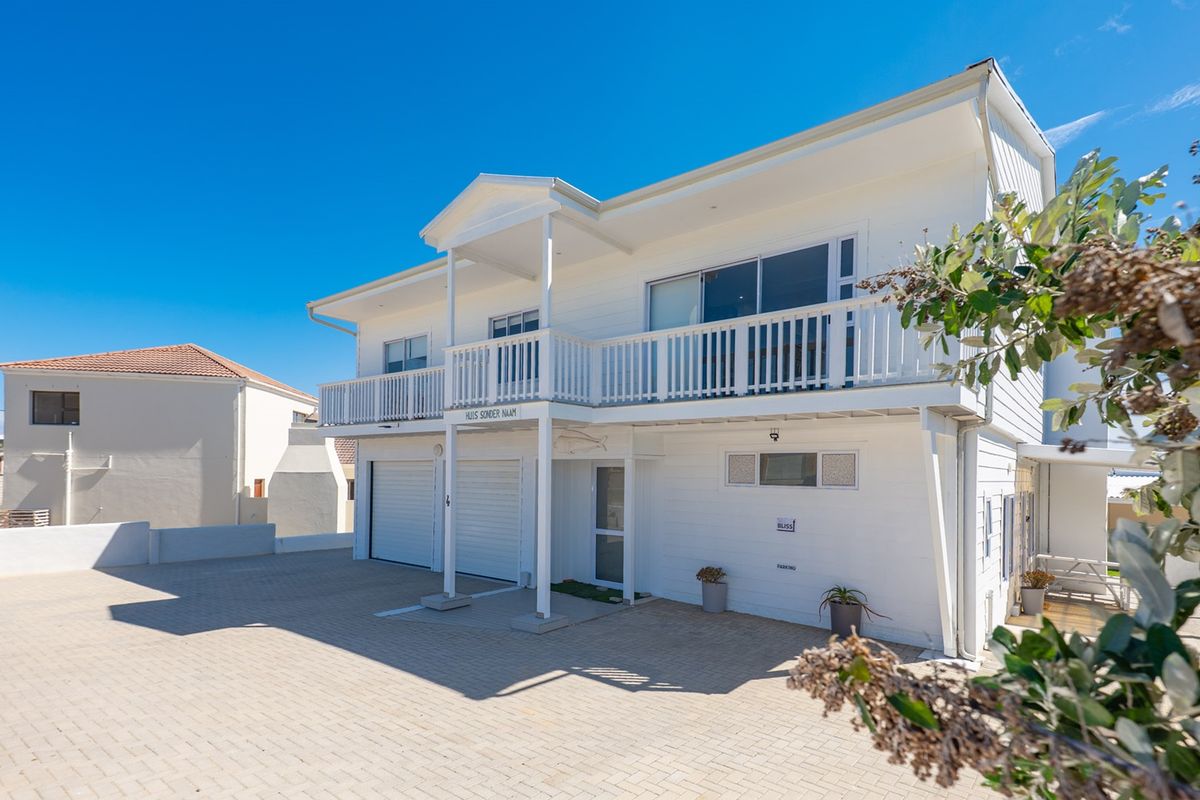 Modern Coastal Home with Income-Generating Flatlet - Photo 2