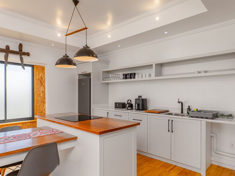 Modern Coastal Home with Income-Generating Flatlet - Photo 9