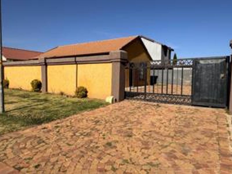 3 BEDROOM HOUSE FOR SALE IN SHARON PARK LIFESTYLE ESTATE - Photo 2