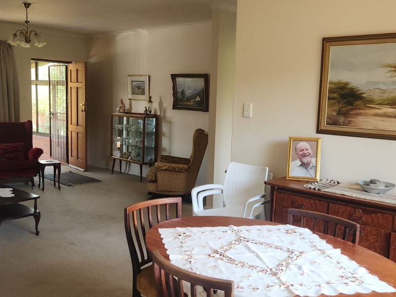 Lovely neat home in Amber Valley - Photo 10