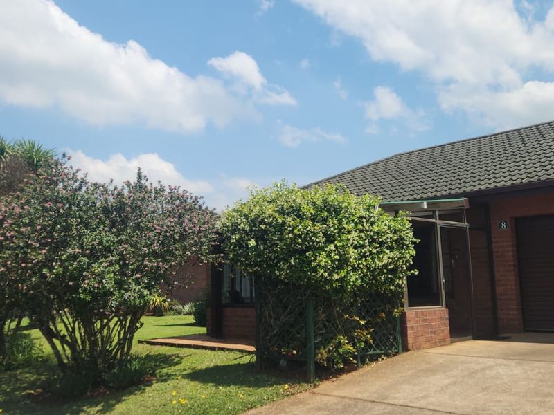 Lovely neat home in Amber Valley - Photo 2