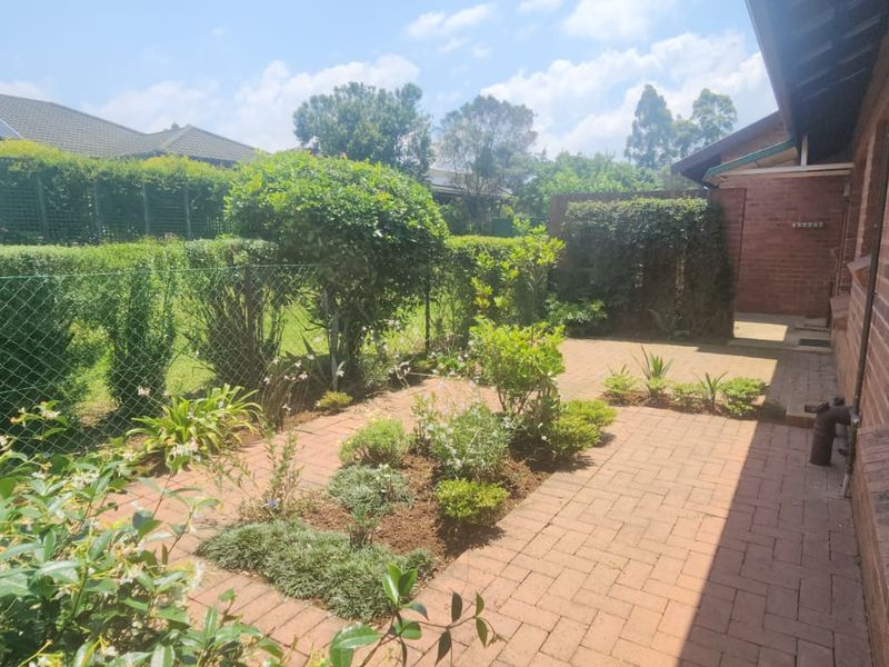 Lovely neat home in Amber Valley - Photo 5