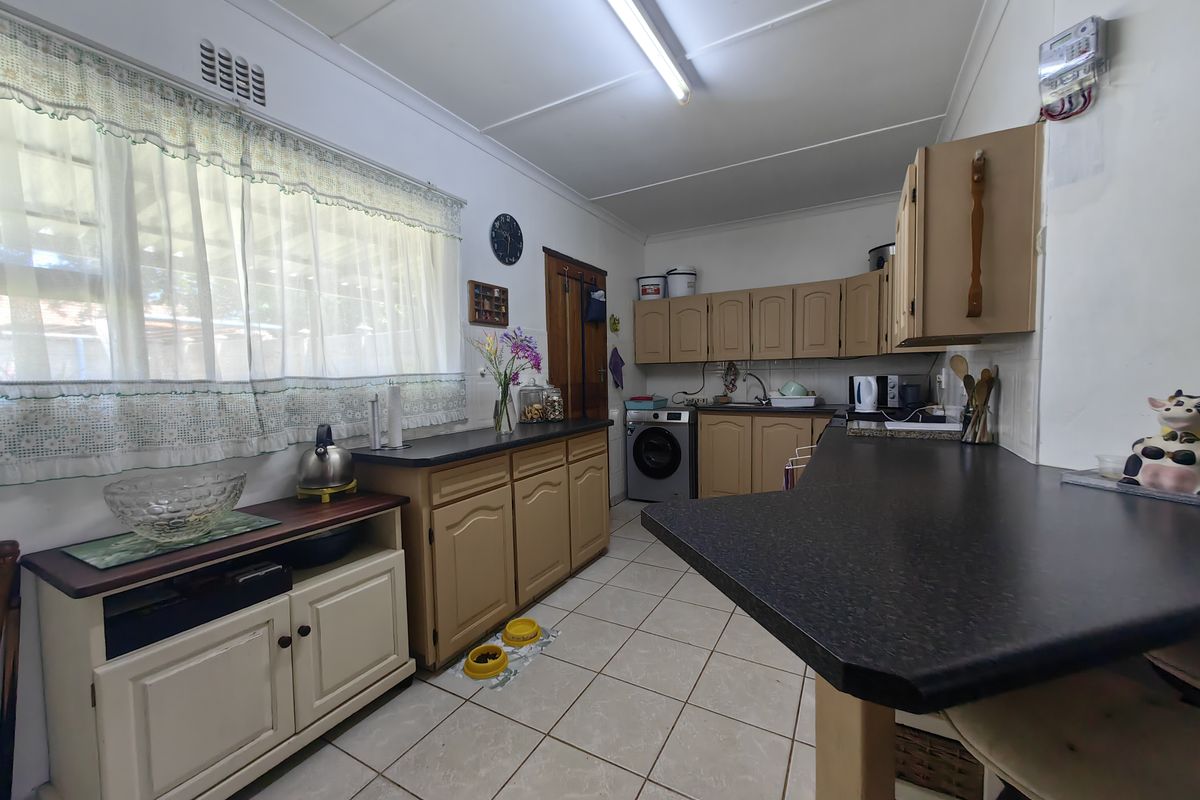 House For Sale In Scottburgh - Photo 5