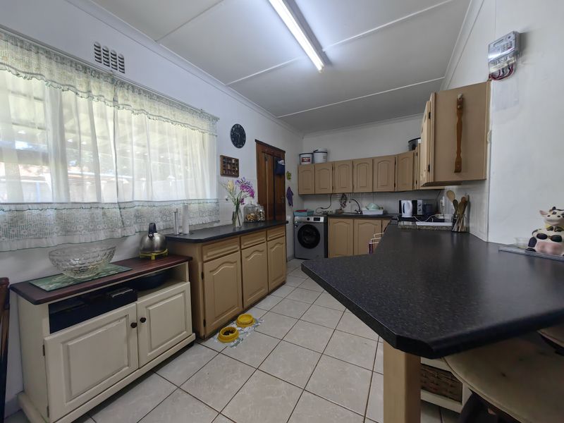 House For Sale In Scottburgh - Photo 5