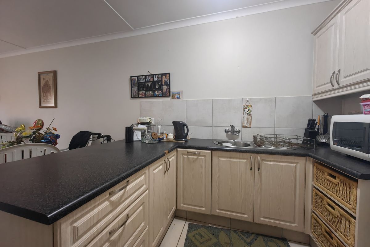 House For Sale In Scottburgh - Photo 3