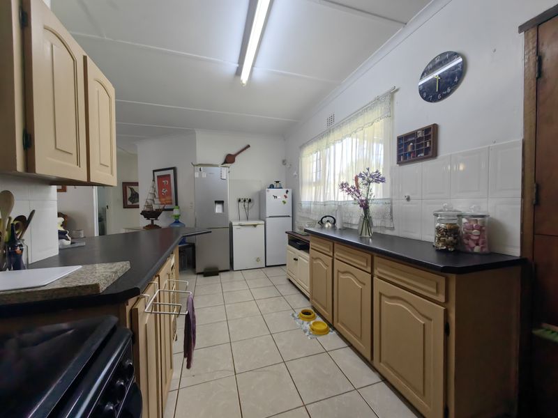 House For Sale In Scottburgh - Photo 4