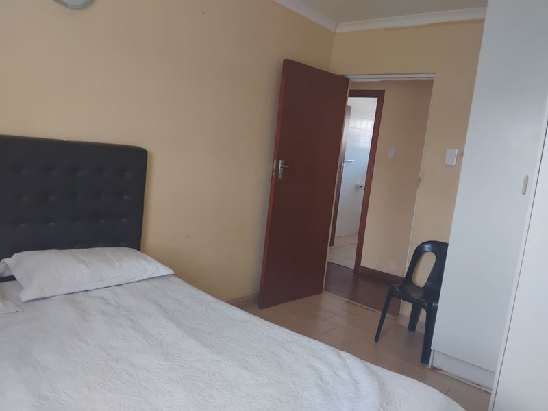 Smart buy, well Located 3 bedroom Haven Hills Home - Photo 6