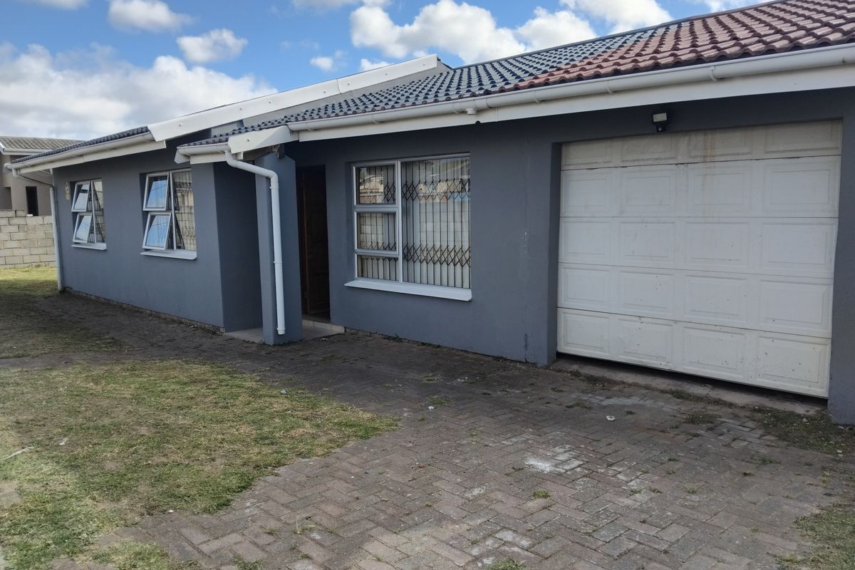 Smart buy, well Located 3 bedroom Haven Hills Home - Photo 2