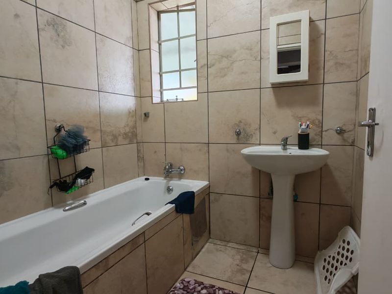 Secure Family Living - Photo 8