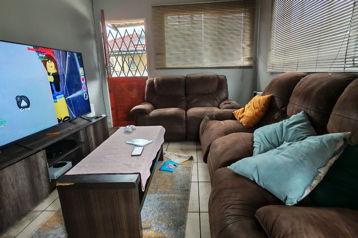 Secure Family Living - Photo 5