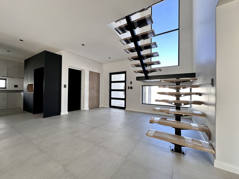 A Castle Fit for Royalty! - Photo 3