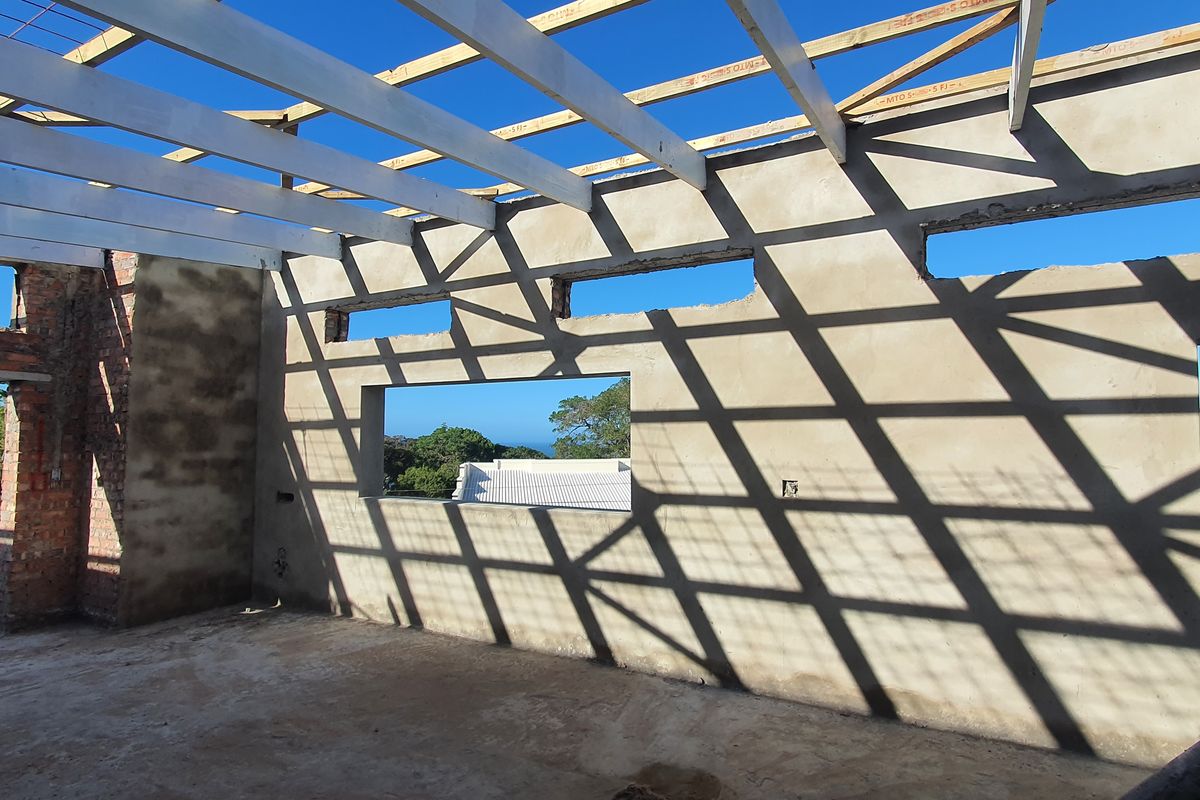 Upmarket Modern living in a secure Linkside address - Photo 2