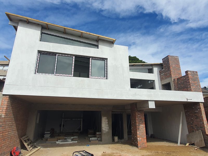 Upmarket Modern living in a secure Linkside address - Photo 2