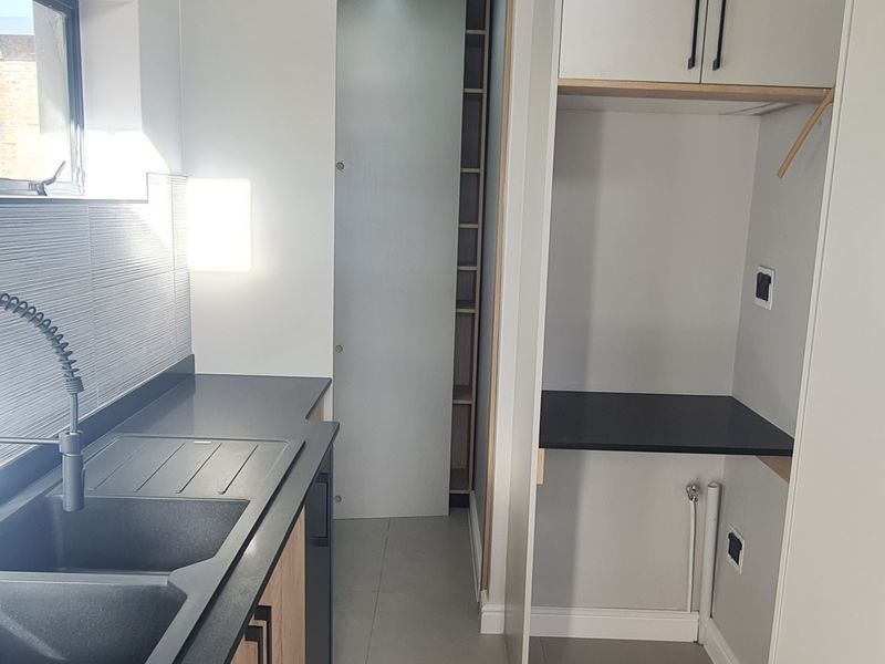 Exclusive New Luxury Residence in Linkside - Photo 6