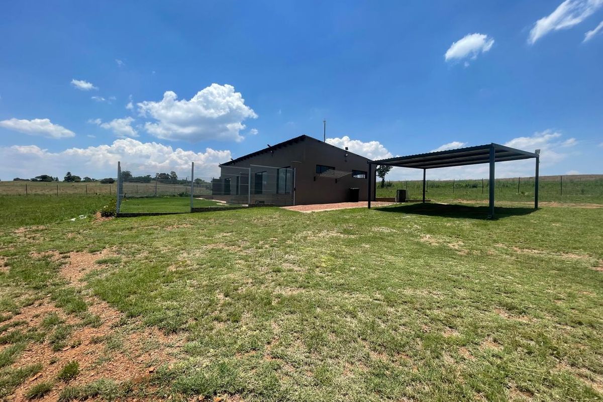 Garden Cottage Rental Monthly In Walkerville - Photo 4