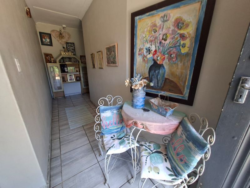 Family & Entertainment Focused Perfect Family Retreat – 4 Bedrooms, Double Garage, Pool - Photo 4