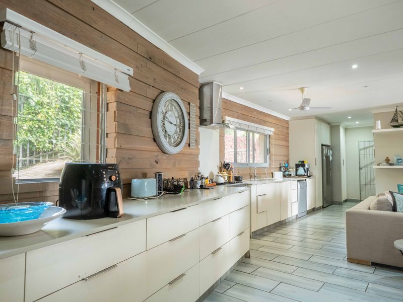 Non-Distressed Auction - Bidding to start from R3 025 000 - Photo 5