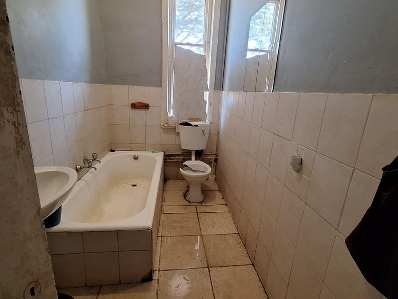 House with flat and additional quarters for sale - Photo 9