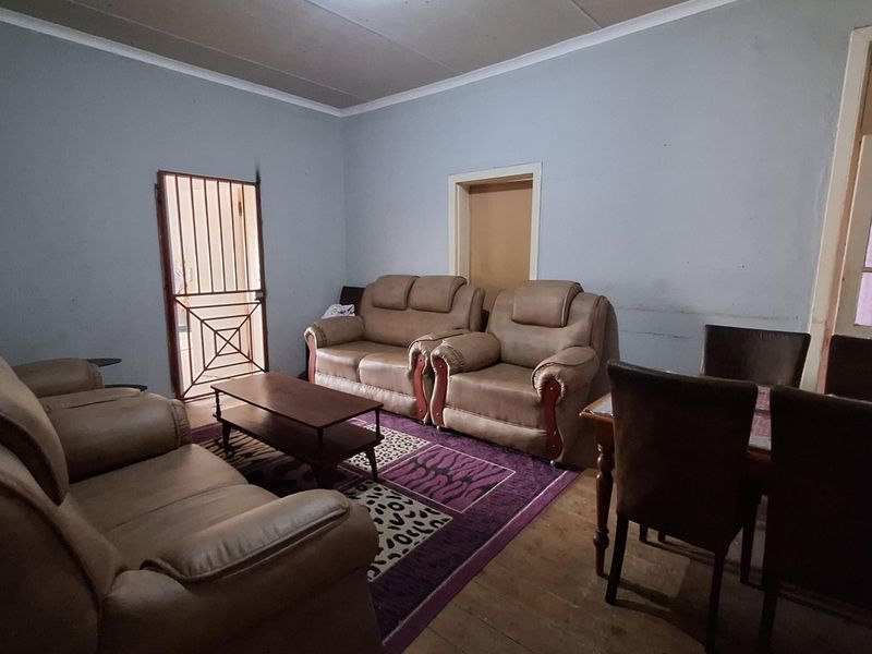 House with flat and additional quarters for sale - Photo 6