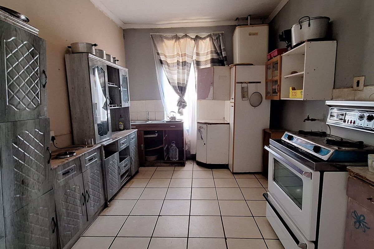 House with flat and additional quarters for sale - Photo 4