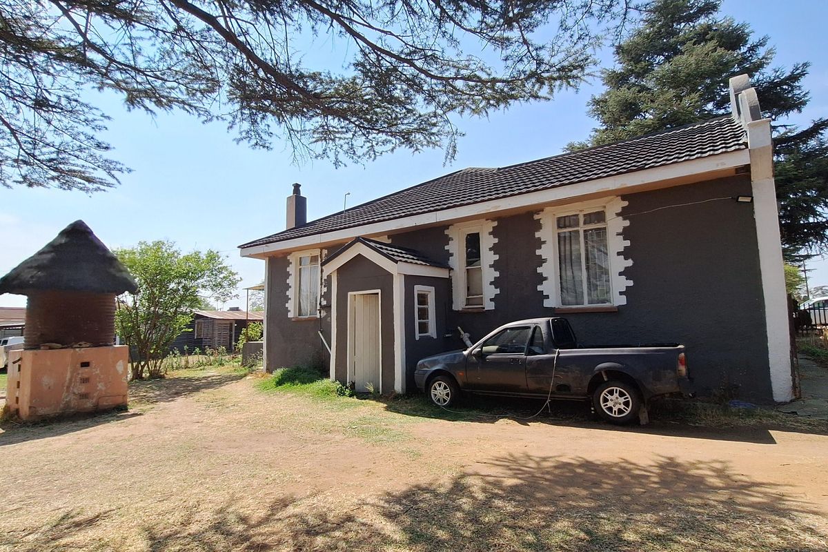 House with flat and additional quarters for sale - Photo 2