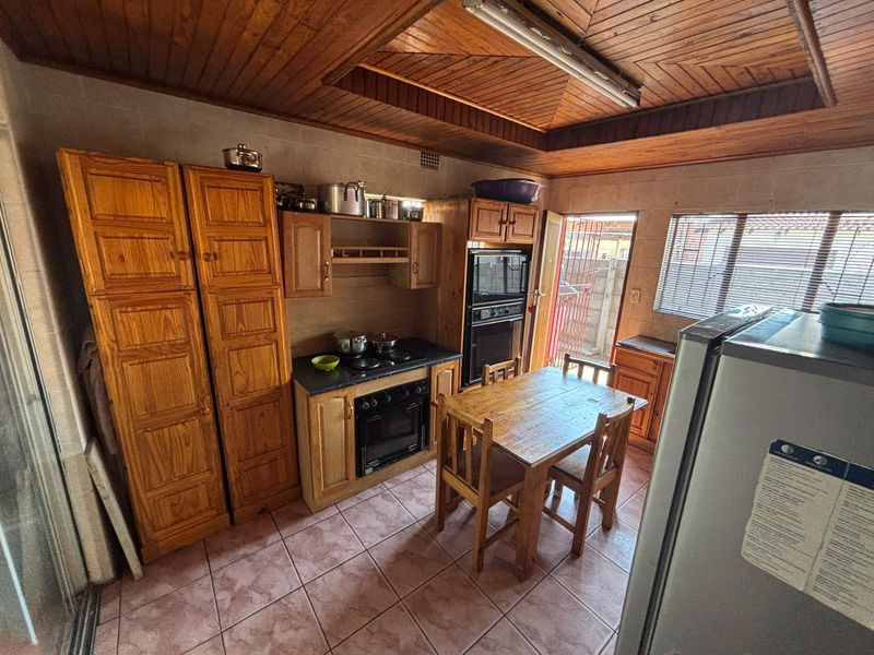 Freehold For Sale In Secunda - Photo 4