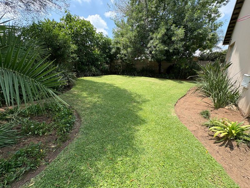 Discover your own private oasis in this Panhandle property for sale in a peaceful and serene area. - Photo 3