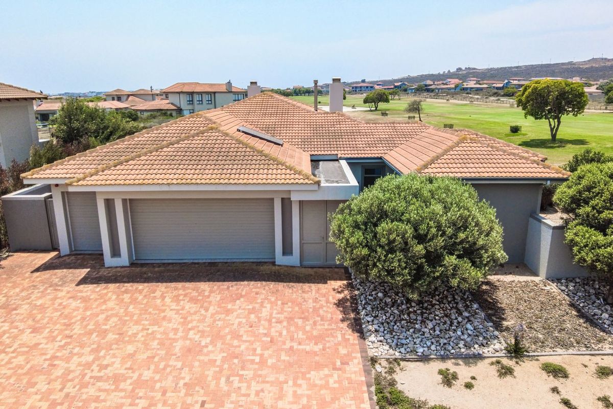 North-Facing Home with Prime Fairway Views - Photo 4