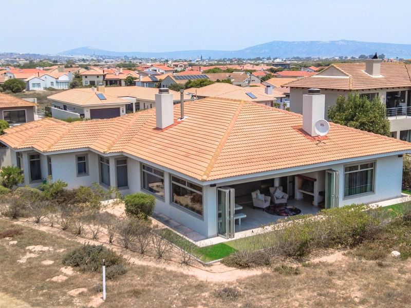 North-Facing Home with Prime Fairway Views - Photo 7