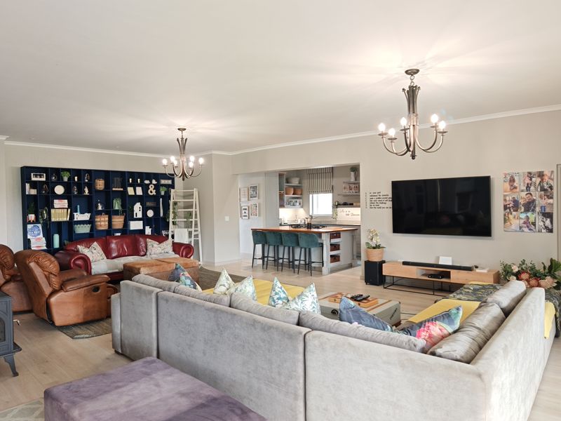 North-Facing Home with Prime Fairway Views - Photo 10