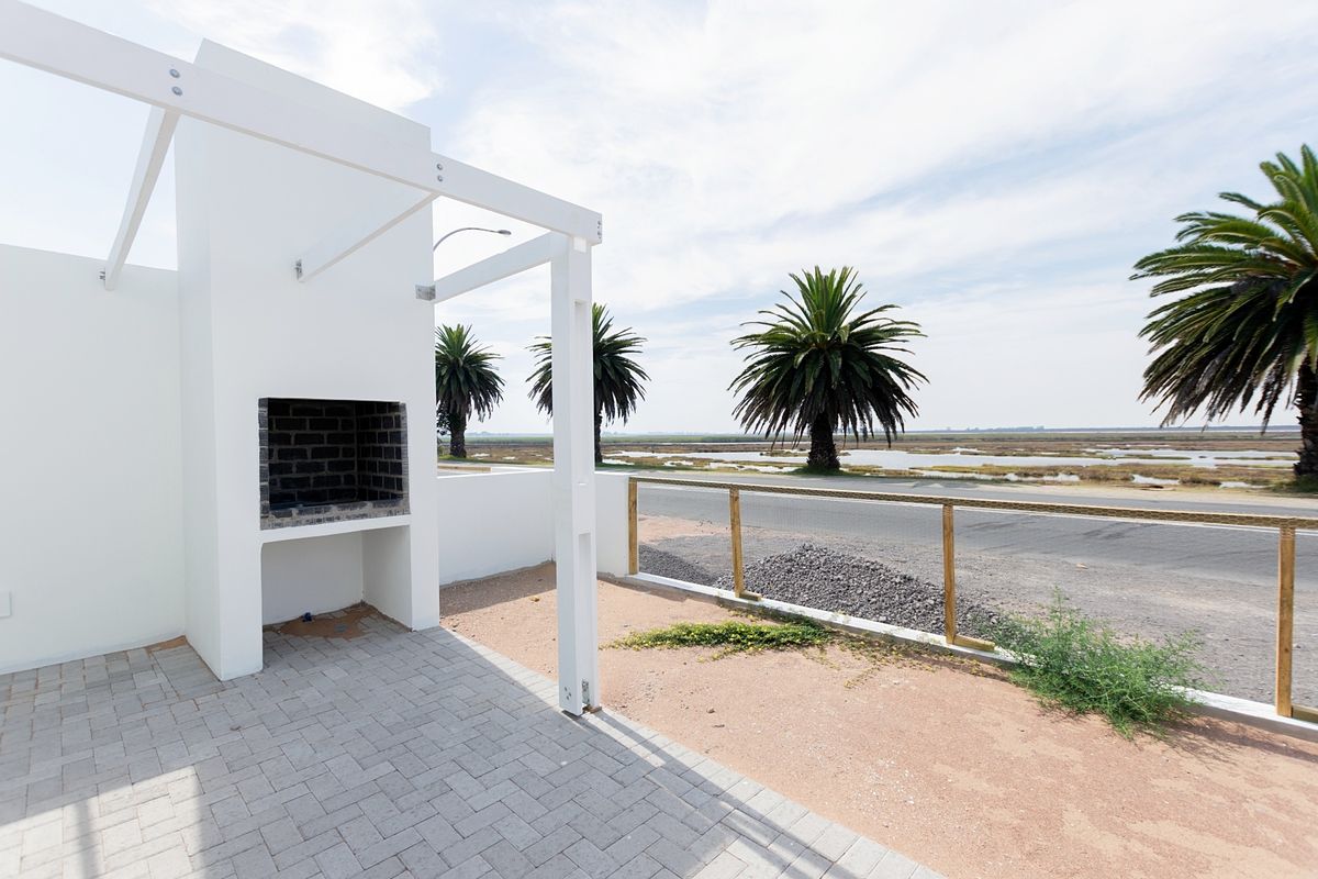 Riverfront living with Timeless charm — Perfectly Positioned! - Photo 5