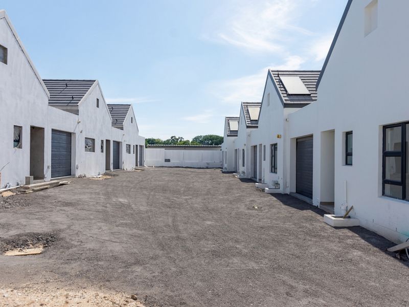 Stylish New-Build 3-Bedroom Living Across from the Berg River! - Photo 7