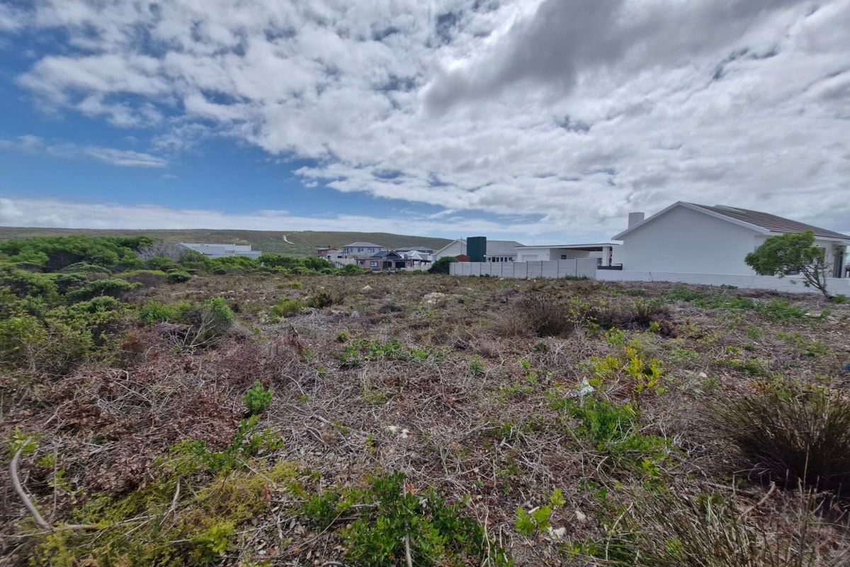 Prime 600m2 vacant land for sale in Agulhas—ideal for your dream home or investment opportunity! - Photo 2