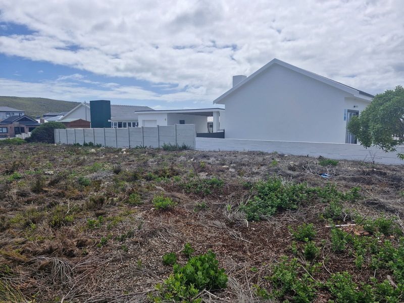 Prime 600m2 vacant land for sale in Agulhas—ideal for your dream home or investment opportunity! - Photo 3