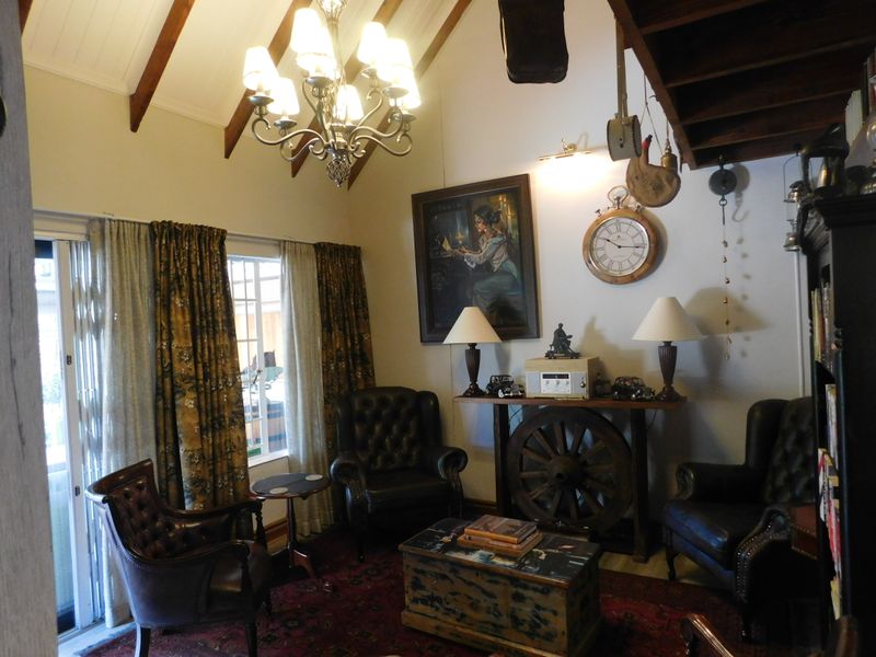 A Luxury Unit, Vleiloerie -A peaceful haven designed for everyday joy - Photo 5