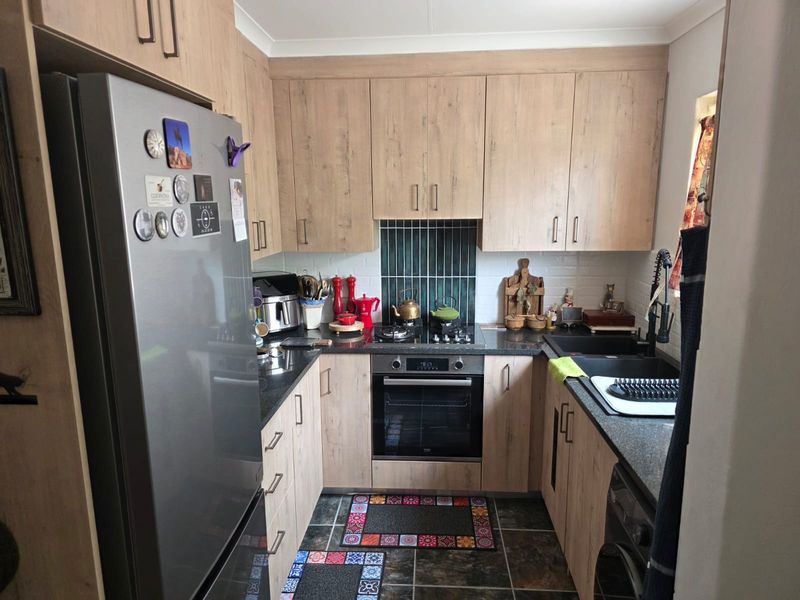 A Luxury Unit, Vleiloerie -A peaceful haven designed for everyday joy - Photo 7