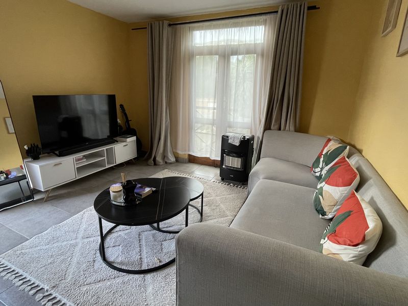 Perfect Starter Home or Investment Opportunity in Kew - Photo 5