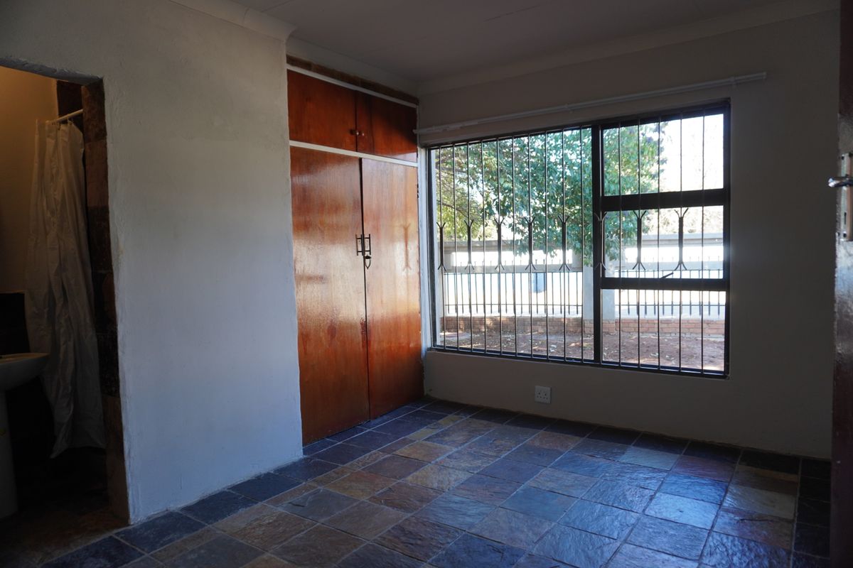 CALLING ALL INVESTORS !!!! - Photo 5