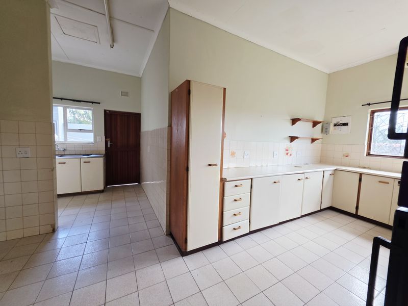 4 bedroom house for rental - Photo 8