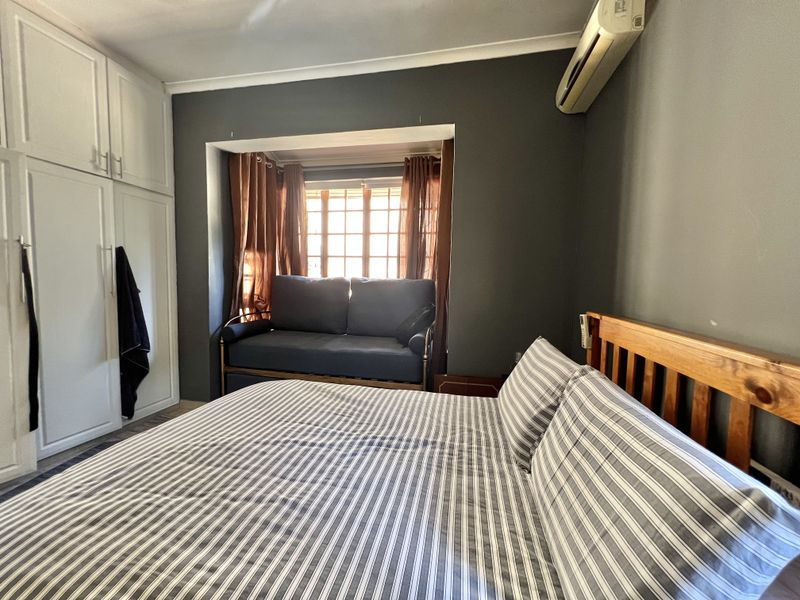 2 Bedroom Apartment for sale - Photo 2