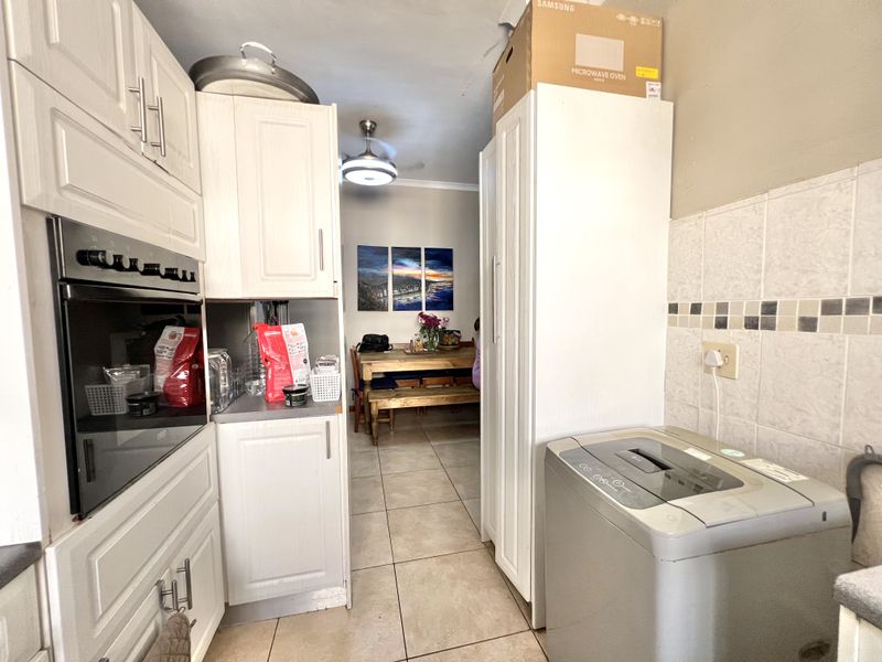 2 Bedroom Apartment for sale - Photo 6