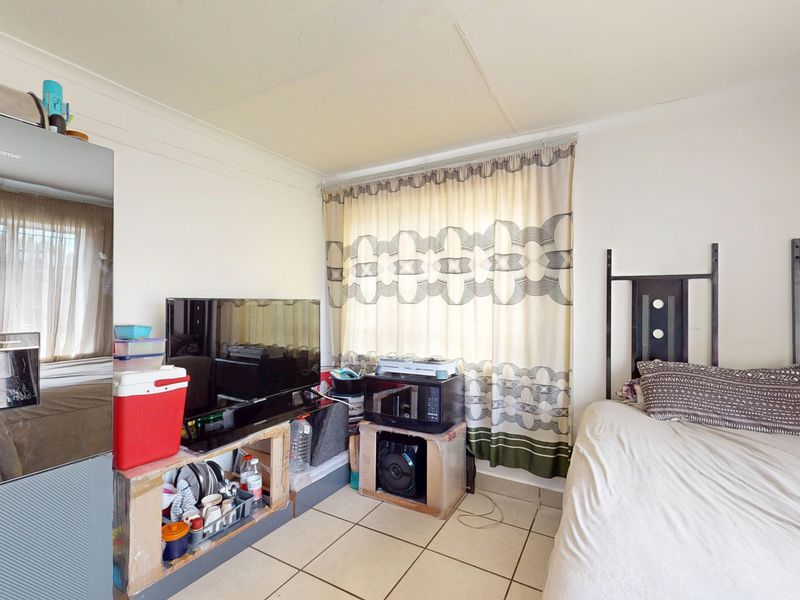 Income-Generating Property on Main Road — Dawnview Germiston - Photo 1