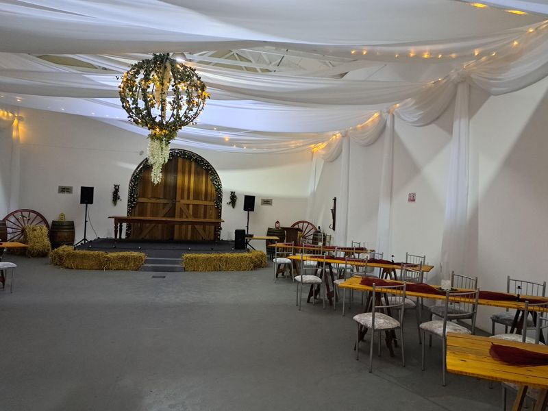 BOUTIQUE WINE BUSINESS - Photo 6