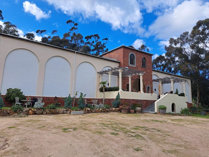 BOUTIQUE WINE BUSINESS - Photo 2